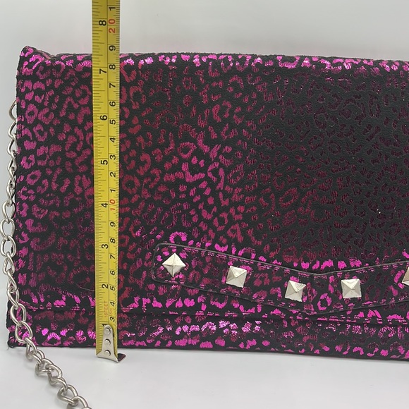 Betsey Johnson metallic cheetah clutch purse - Picture 2 of 6